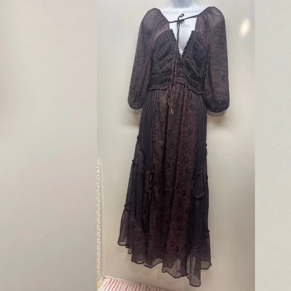 Free People Your A Jewel Print Maxi Dress is available for purchase on au  PAY Market - Imported Goods Online Store Co.Ltd. | au PAY Market - Online  Shopping Site